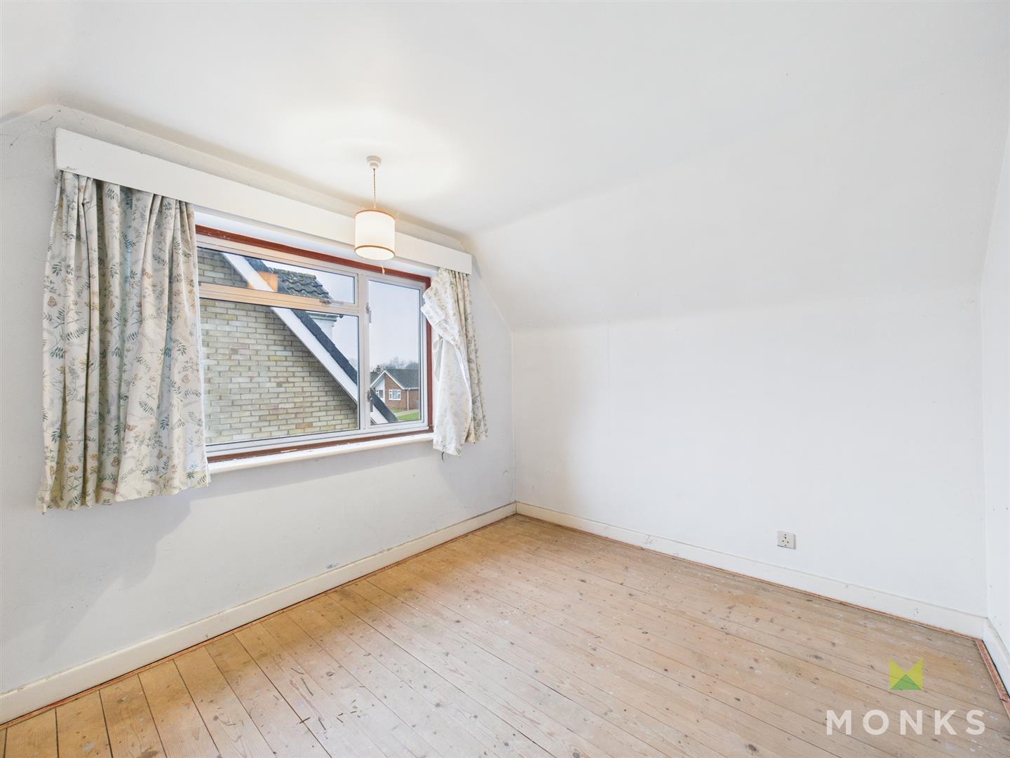 15 Portland Crescent, Shrewsbury, SY2 5NH SSTC